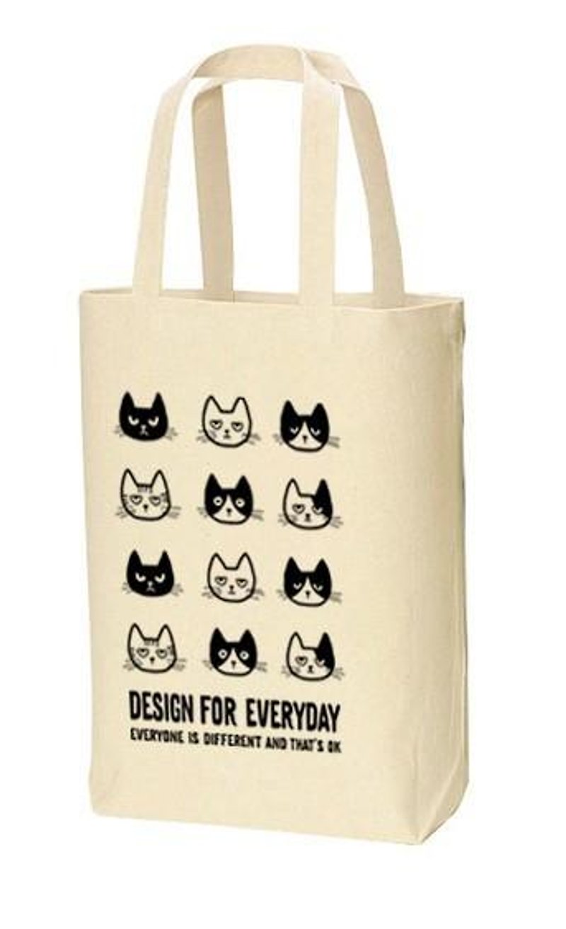 EVERYONE IS DIFFERENT AND THAT'S OK ～ねこシリーズ～　トートバック　Mサイズ【受注生産品】 - トート・ハンドバッグ - その他の素材 カーキ