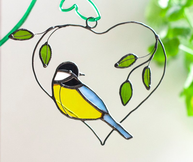 鸟山雀在树枝上。 窗户装饰。 黄色针锋相对太阳捕手 - 擺飾/家飾品 - 玻璃 黃色