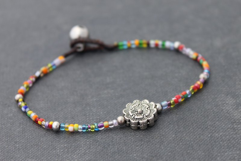 Hipster Bracelets Colorful Glass Beads Silver Flower Charm Bracelets - สร้อยข้อมือ - แก้ว หลากหลายสี