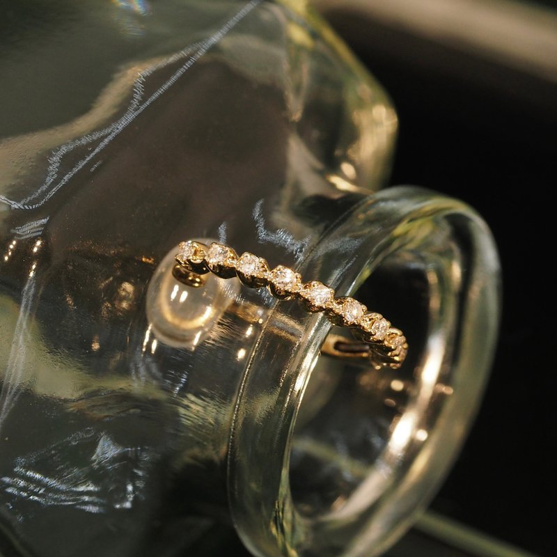 18K金鑽石連點耳夾 18K Gold Diamond Connecting Dot Ear Cuff - 耳環/耳夾/耳骨夾 - 貴金屬 