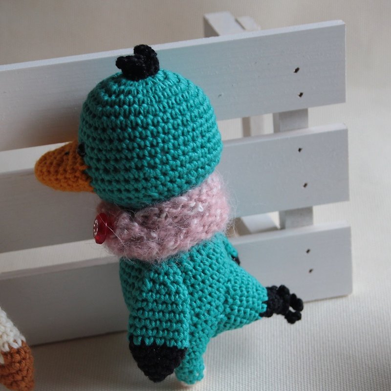 Amigurumi crochet doll: green lake duck - ของเล่นเด็ก - เส้นใยสังเคราะห์ สีเขียว