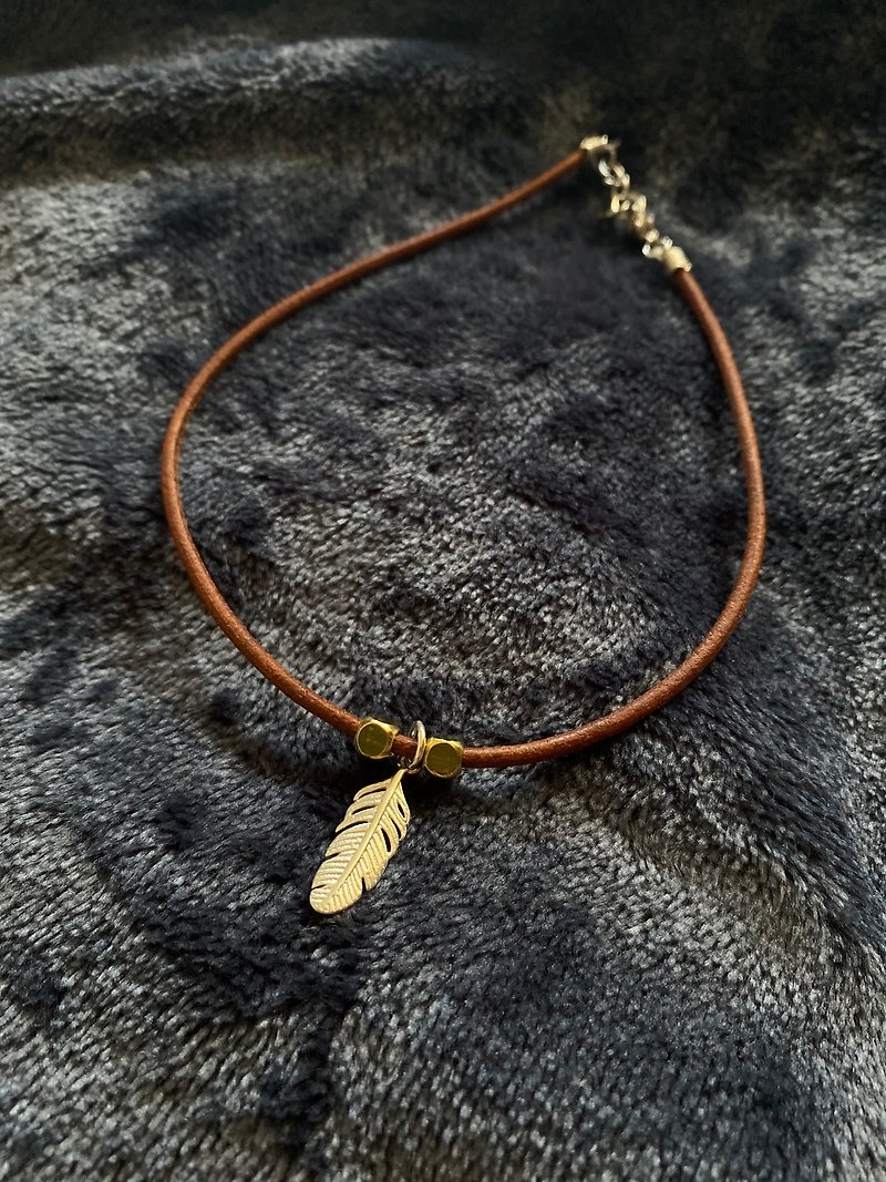 Silver feather leather bracelet - Bracelets - Genuine Leather Brown