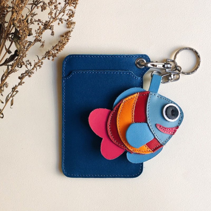 be*U | Fish type handmade leather card holder (9 colors) / leather / gift / shape leisure card customization - ที่ใส่บัตรคล้องคอ - หนังแท้ สีน้ำเงิน