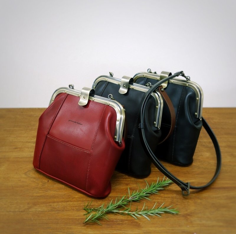 2-way clasp bag_shoulder bag/handbag - กระเป๋าแมสเซนเจอร์ - หนังแท้ สีแดง