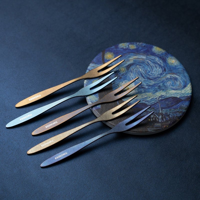 Pure titanium light luxury dessert fork - ช้อนส้อม - โลหะ หลากหลายสี