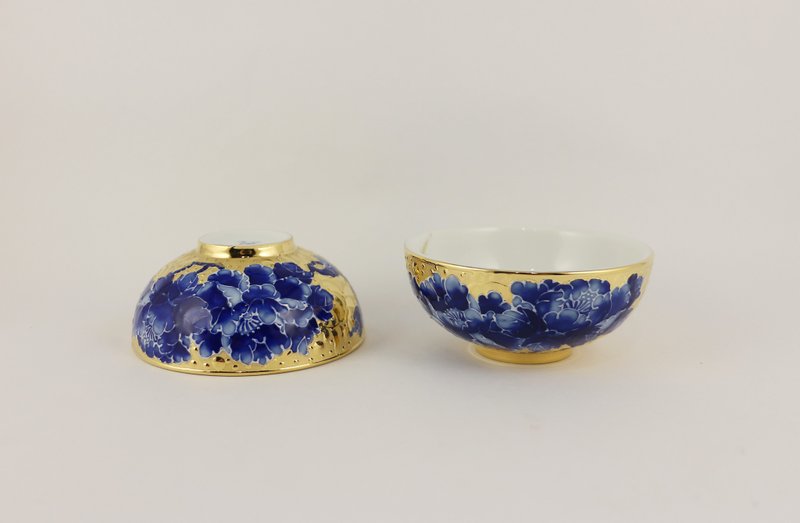 純手繪茶杯-全鎏金牡丹對杯(中圓杯)-青花 - 茶壺/茶杯/茶具 - 瓷 藍色