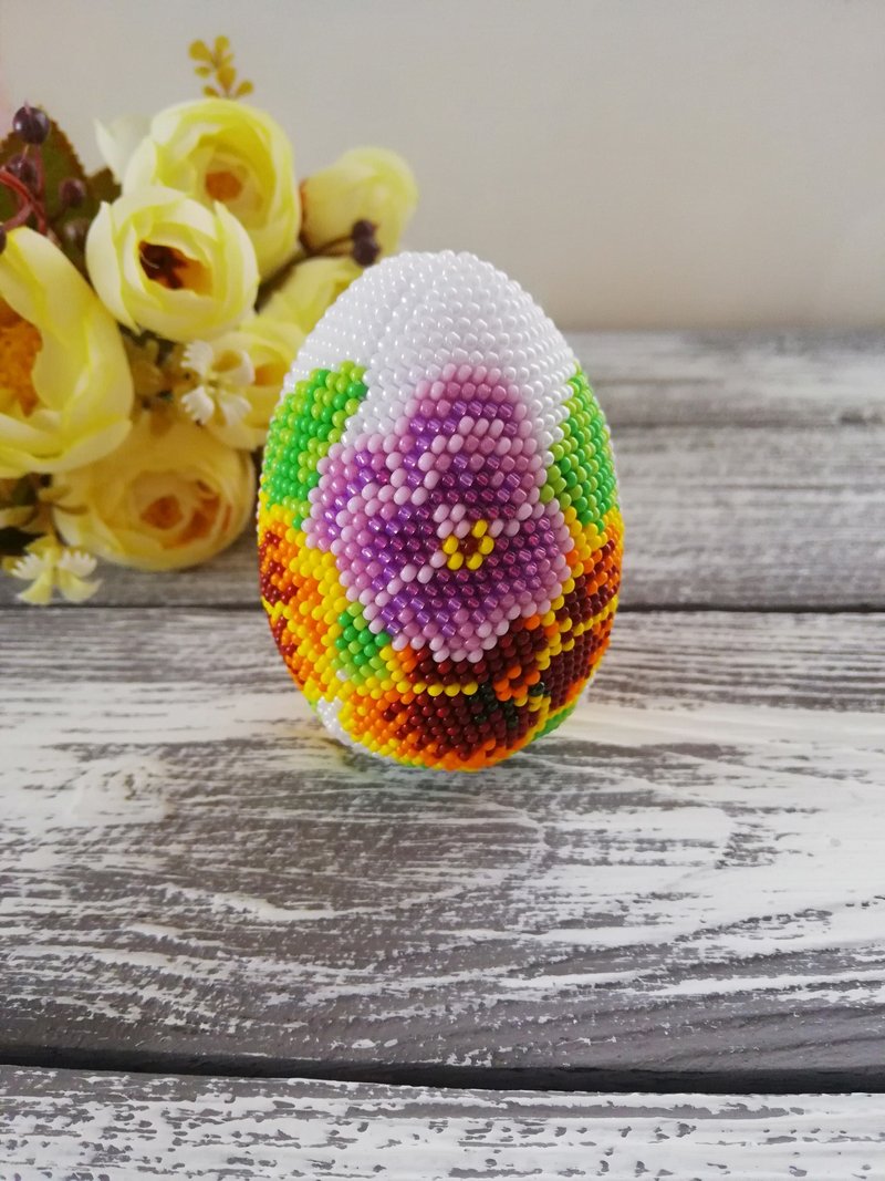 Egg for a gift to mum  , Beaded egg , Easter egg bead for gift - Items for Display - Other Materials Multicolor