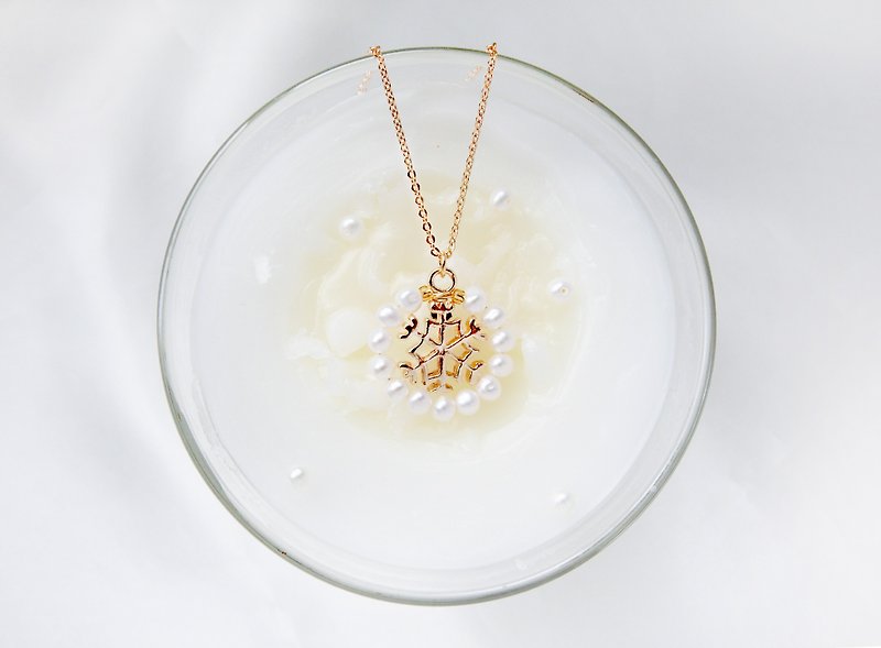 【Snowflakes】Pearl Snowflake Long Chain/Necklace/Sweater Chain - Necklaces - Gemstone Gold