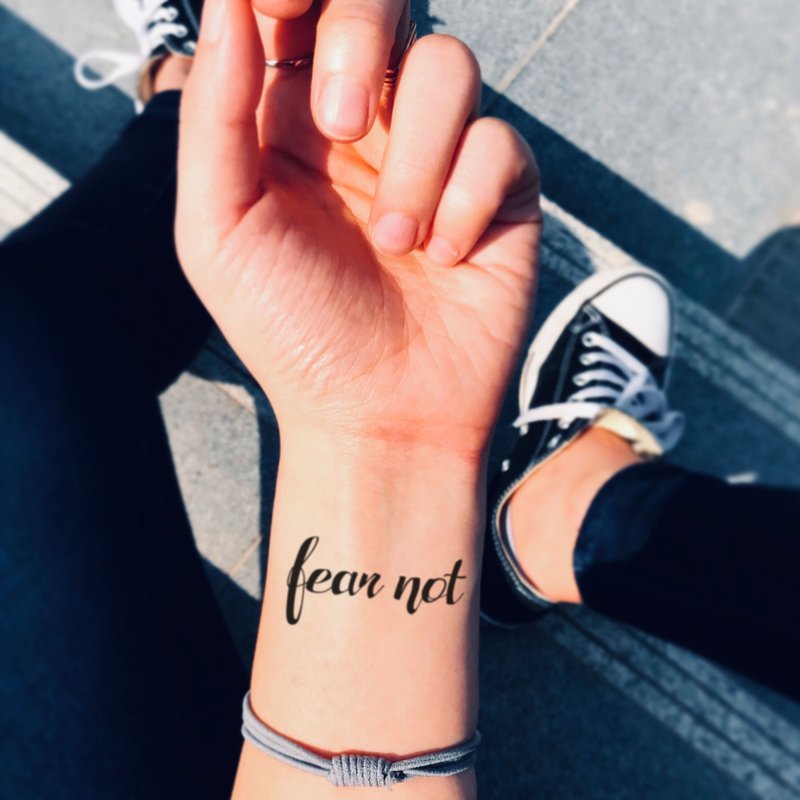 OhMyTat 不要怕 Fear Not 刺青圖案紋身貼紙 (2 張) - 紋身貼紙/刺青貼紙 - 紙 黑色
