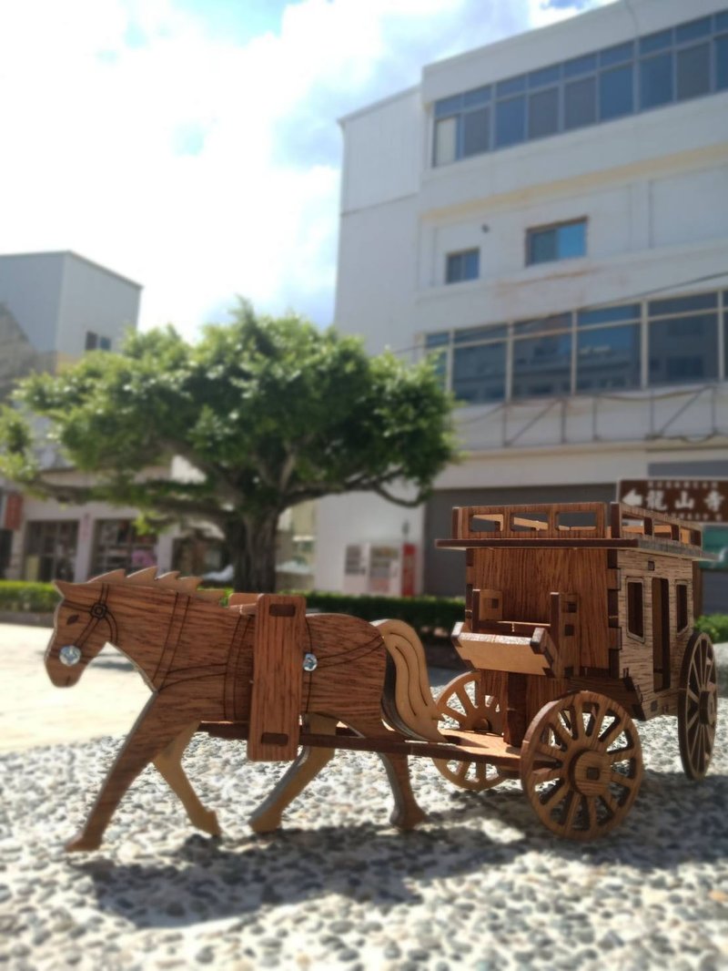 【手作DIY】一馬當先 多頭馬車 木製擺飾 木質 質感 送禮 - 木工/竹藝/紙雕 - 木頭 橘色