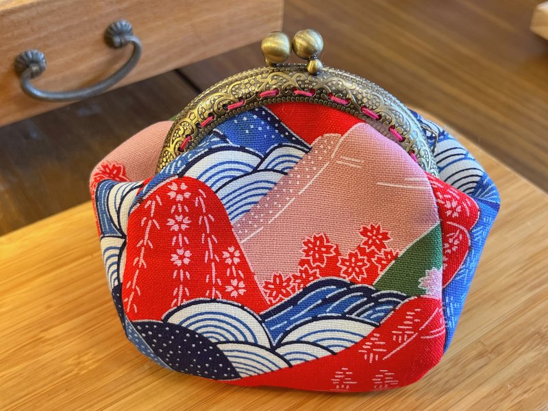 Colorful Shanlan - Hand-stitched gold coin purse - Coin Purses - Cotton & Hemp Red