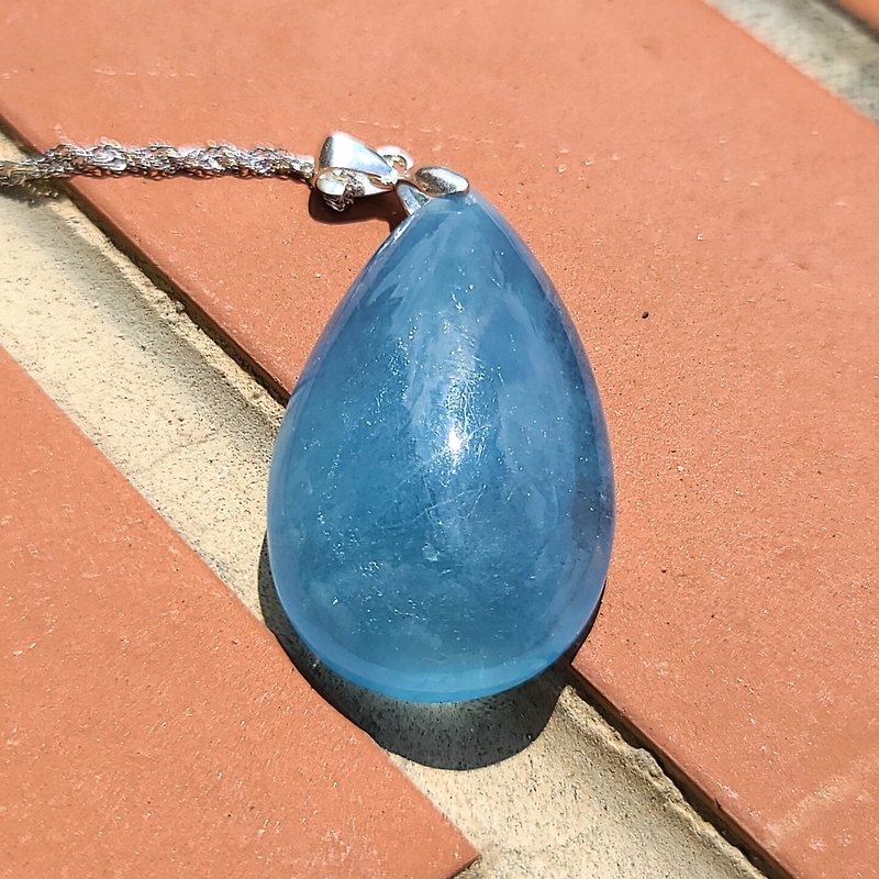 Girls Crystal World-[Azure Blue]-Aquamarine necklace with electroplated Rose Gold chain. - สร้อยคอ - เครื่องเพชรพลอย สีน้ำเงิน