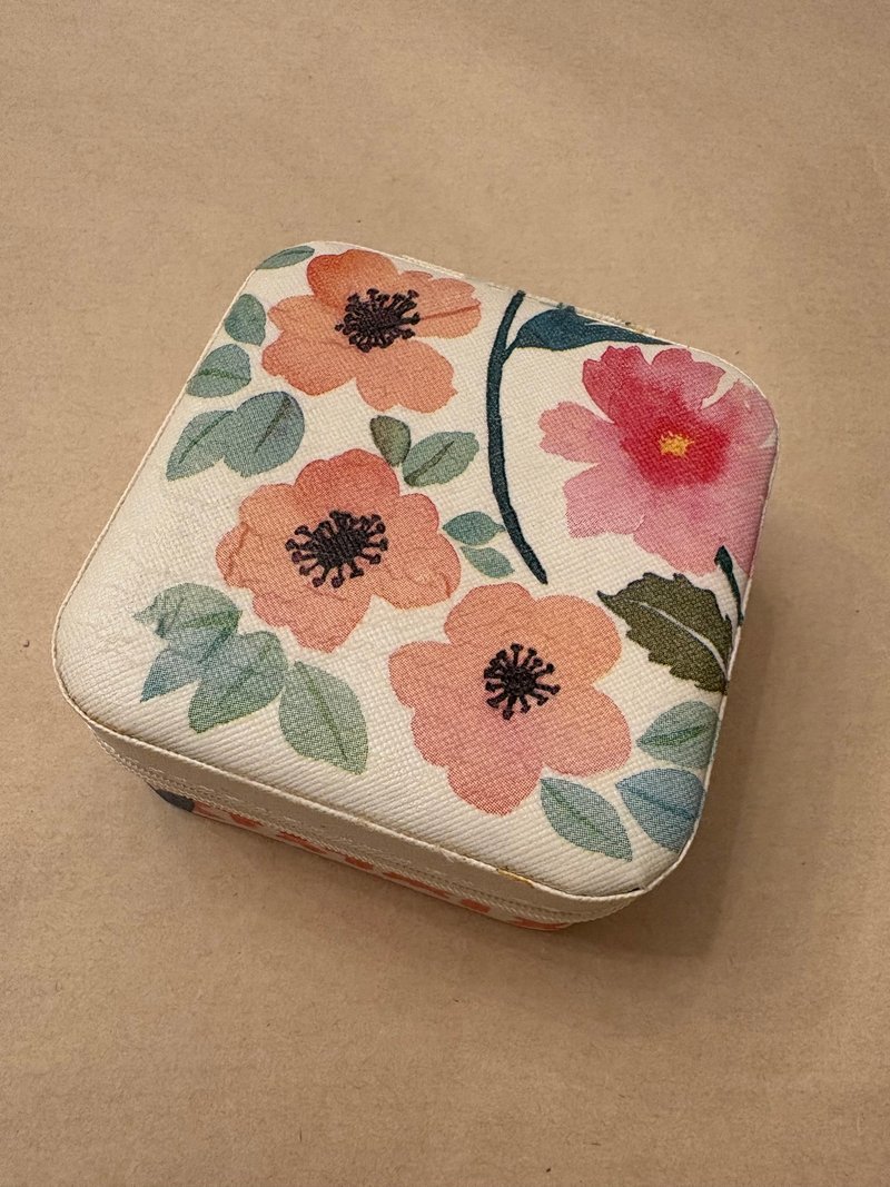 隨身首飾盒 小款 正方 飾品 珠寶 戒指 耳環 收納 蝶古巴特 拼貼 - 其他 - 聚酯纖維 紫色