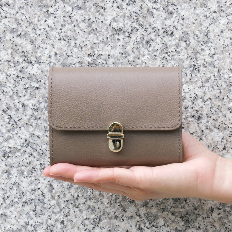 駝色 簡約橢圓插釦風琴短夾 - 錢包/皮夾/長短夾 - 真皮 咖啡色