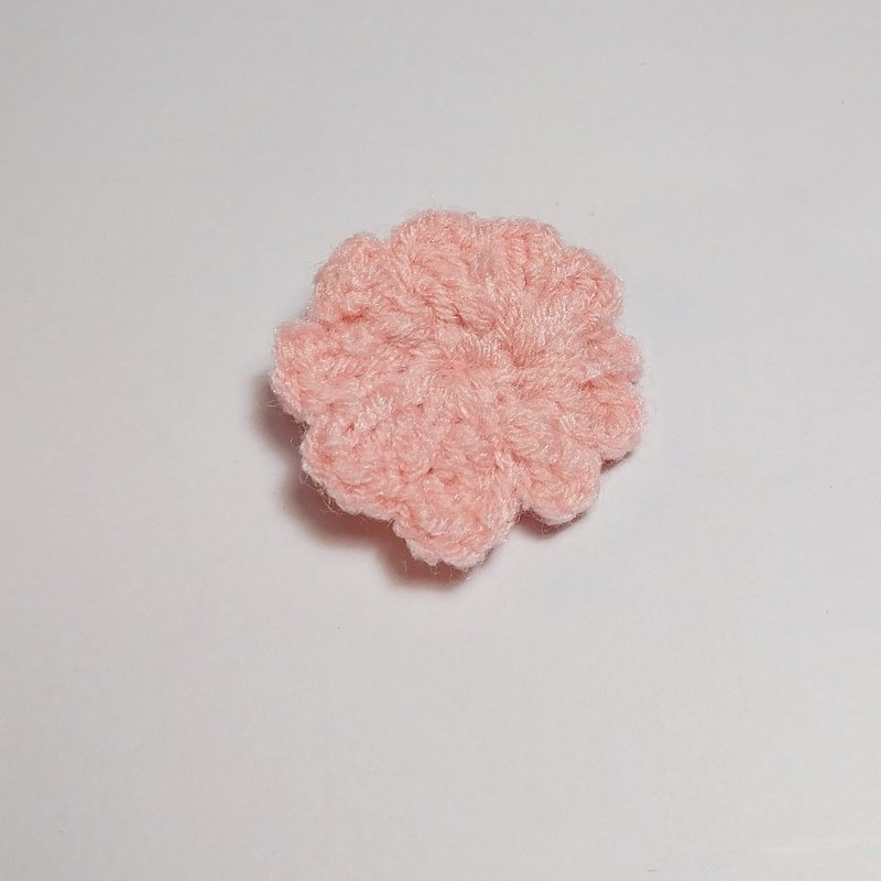 Pink Flower Pin Cloth Decoration Handmade - 胸針 - 其他人造纖維 粉紅色