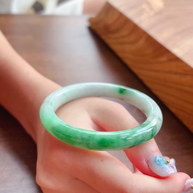 Floating Yang Green Jadeite Round Bone Bangle Bracelet | Circumference 17.5 | Natural Burmese Jadeite Grade A | Gift - Bracelets - Jade Green