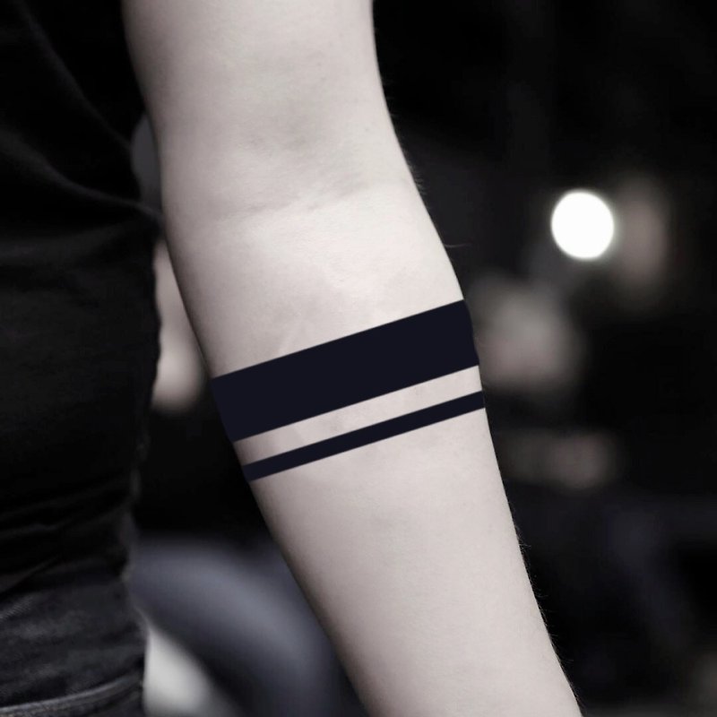 OhMyTat 實心手臂粗幼黑色線條 Solid Armband 紋身貼紙 (2 張) - 紋身貼紙/刺青貼紙 - 紙 黑色