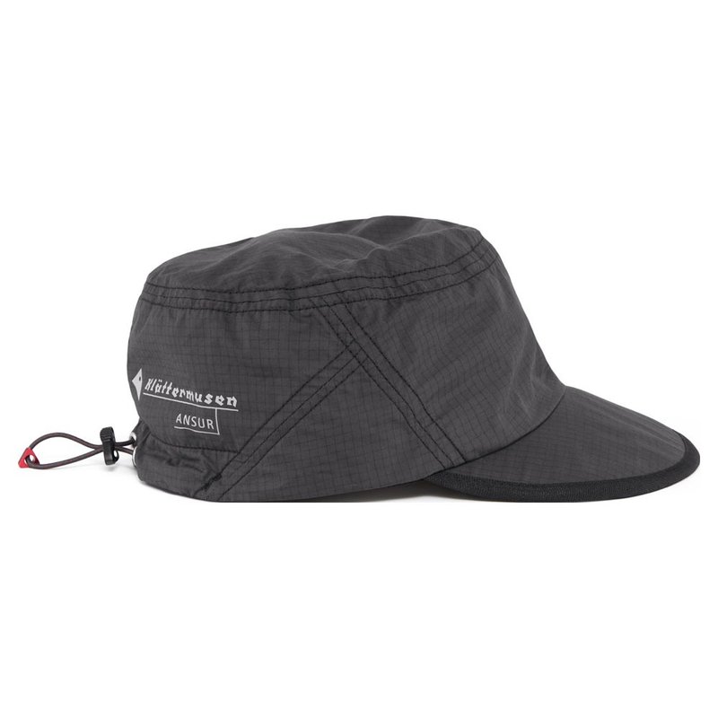 /Klättermusen/  Ansur Unisex Katla Cotton Cap-Raven Black/Dark Red - ชุดเดินป่า - วัสดุอื่นๆ สีดำ