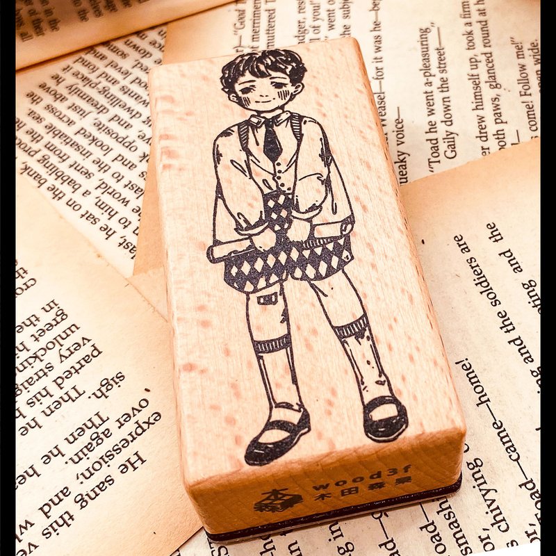 NO.SS010 洋娃小少爺套組The Young Master Set / 櫸木印章 - 印章/印台 - 木頭 卡其色
