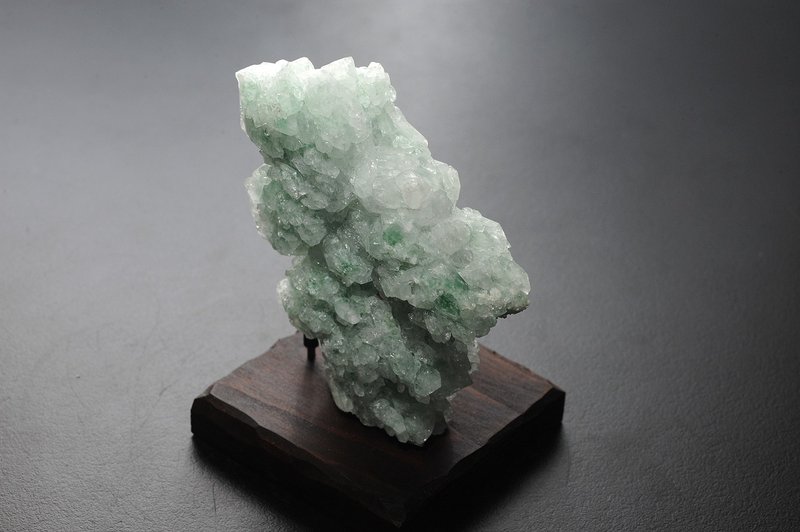 綠草莓晶 礦石/水晶/靈修/開運/招財/破煞/防小人 - 擺飾/家飾品 - 水晶 