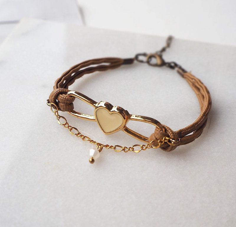 Golden love frame imitation leather rope bracelet P54 - สร้อยข้อมือ - วัสดุอื่นๆ สีทอง