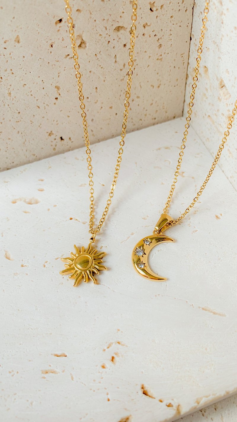 SUNSHINE NECKLACE TINARI - Necklaces - Stainless Steel Gold