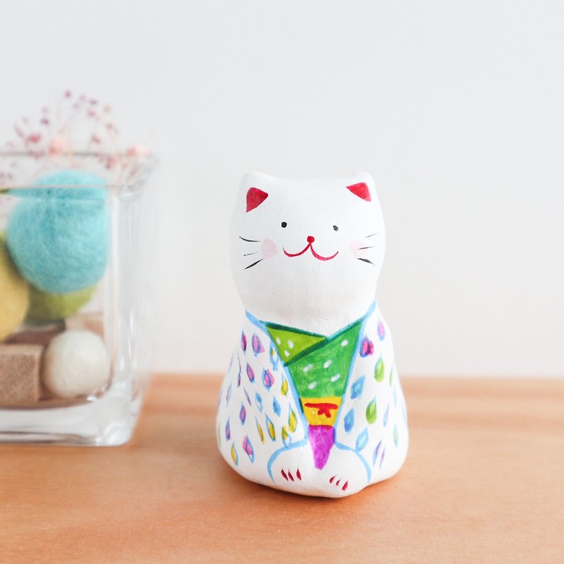 Kimono cat figurine made of earthenware - Items for Display - Pottery 