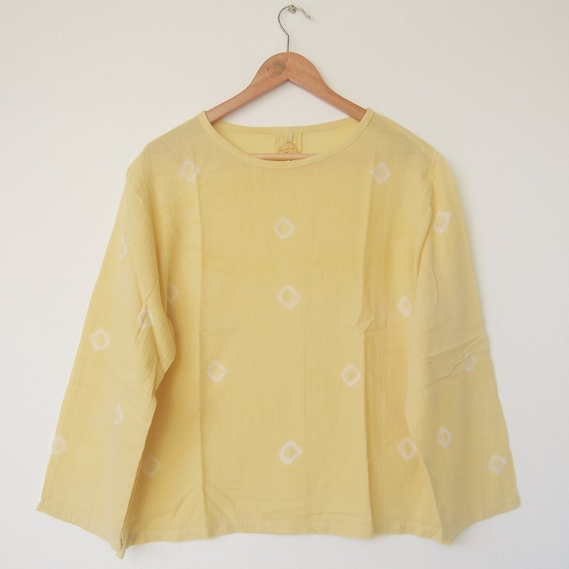 linnil: Yellow dots long sleeve shirt / tie dye - T 恤 - 棉．麻 黃色