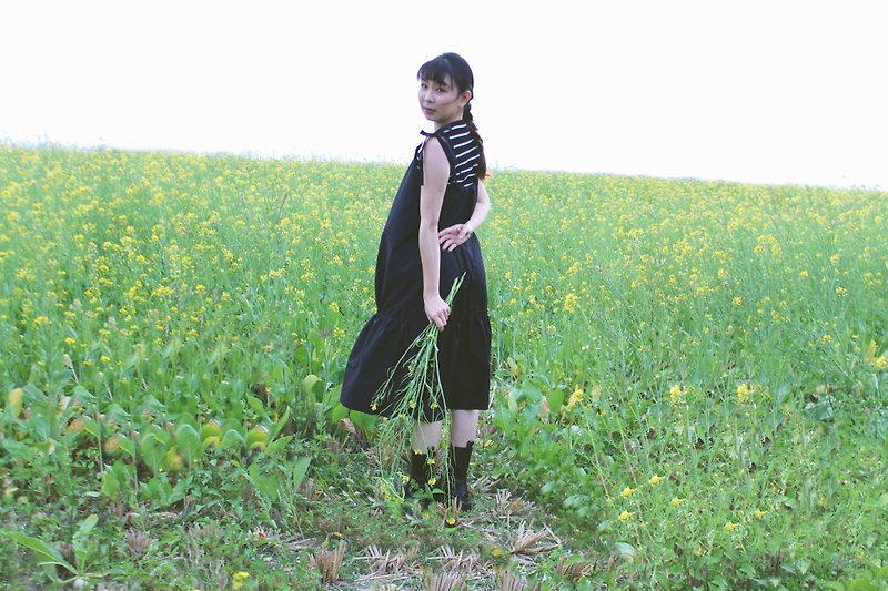 Wrinkle-grabbing feeling::Girl’s black strappy dress - One Piece Dresses - Cotton & Hemp Black