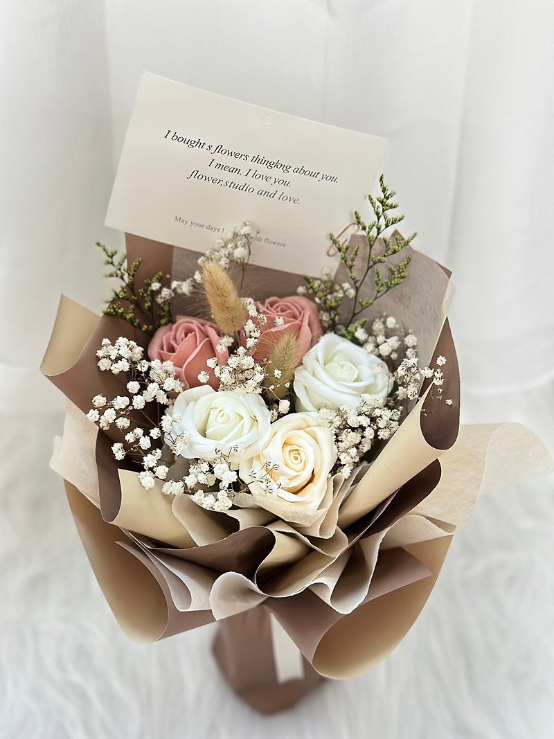 【WS │Bouquet】Valentine's Day bouquet Graduation bouquet Christmas bouquet Wedding bouquet can be customized - ช่อดอกไม้แห้ง - พืช/ดอกไม้ 
