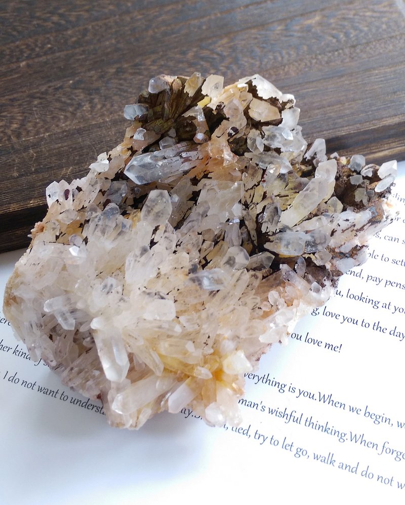 Yellow Hematite Quartz 馬達加斯加 黃膠花水晶 晶簇 原礦 - 擺飾/家飾品 - 其他材質 