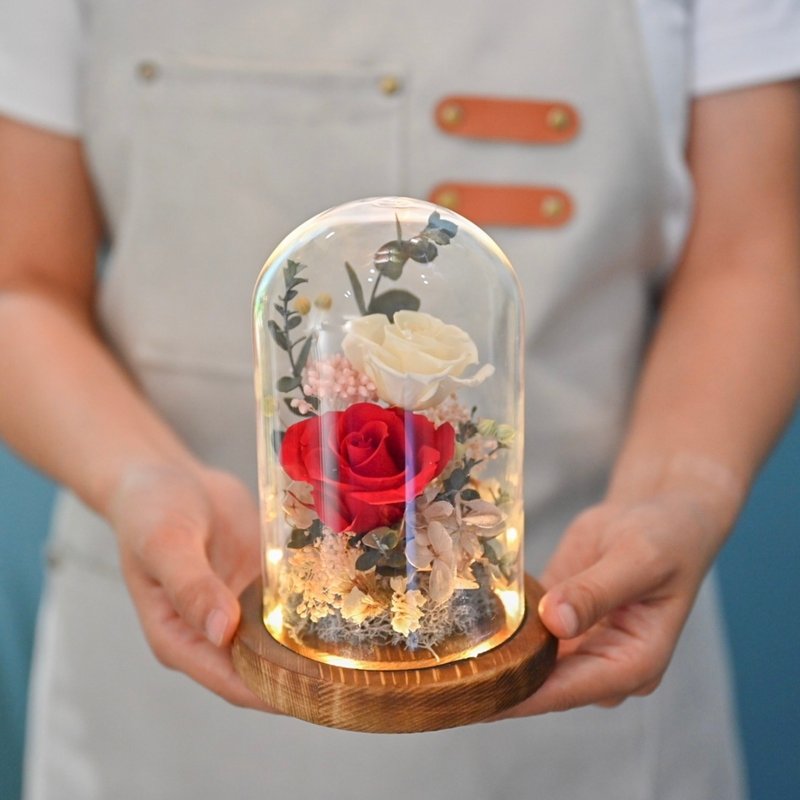 Everlasting Rose Night Light - Dried Flowers & Bouquets - Glass Red