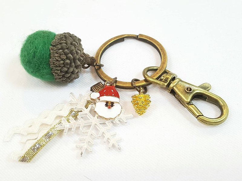 Paris*Le Bonheun. Forest of happiness. Merry Christmas. Santa Claus. Wool felt acorns. Pine cone key ring charm - Keychains - Other Metals Red