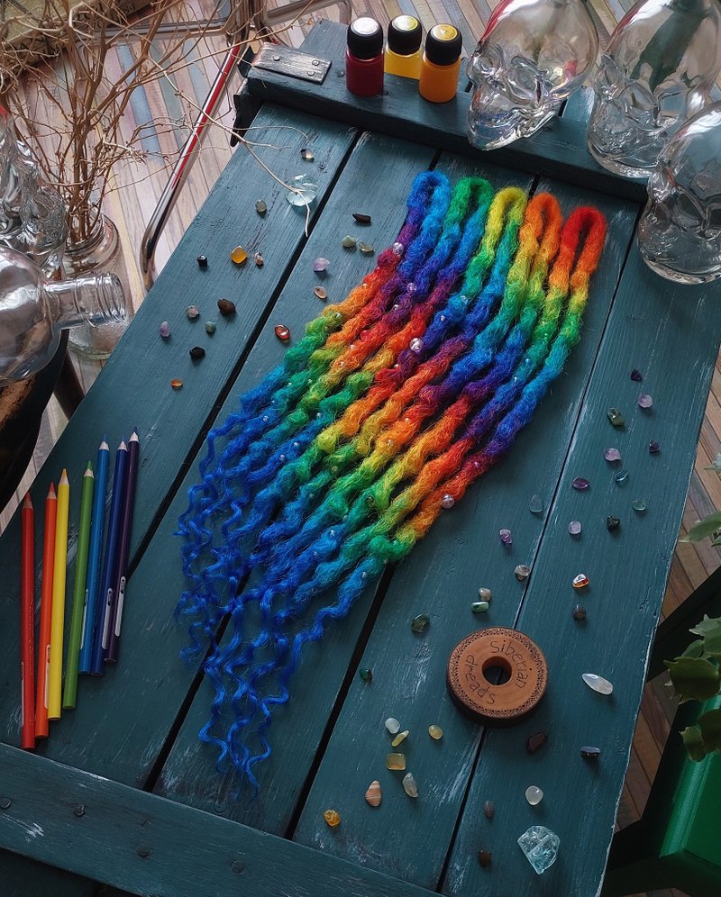 Rainbow dreadlocks, Beautiful bumpy texture crochet dreadlcoks, Festival hair. - 髮圈/髮夾 - 其他材質 多色