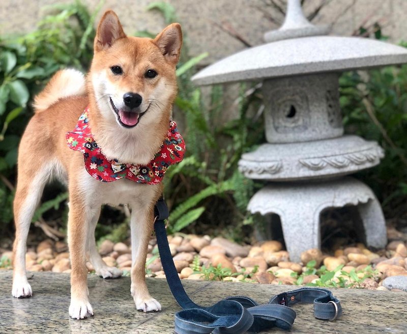 日本和風花紋口水肩 寵物特色項圈 - 寵物衣服 - 棉．麻 紅色