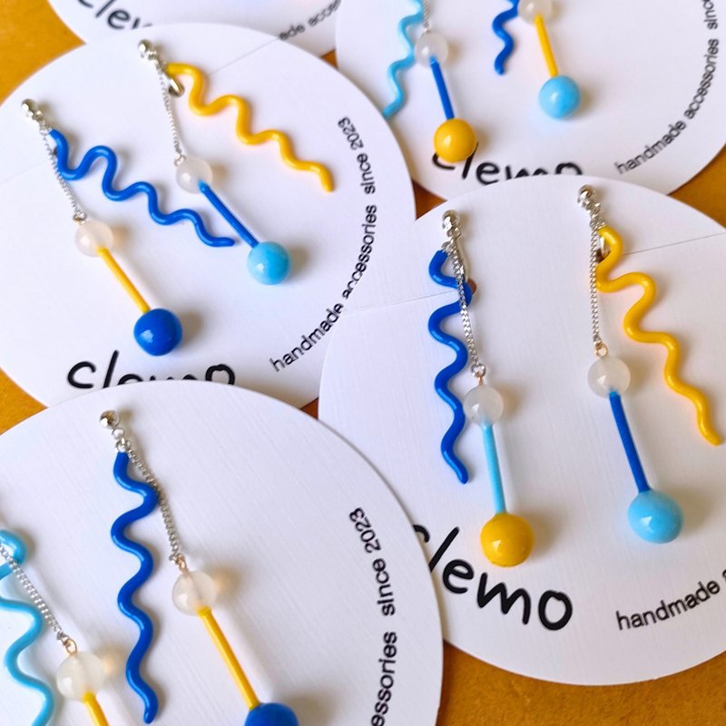 Kune kune Dumbbell – Lemon soda, Earrings / Clip-on Earrings - ต่างหู - วัสดุอื่นๆ หลากหลายสี