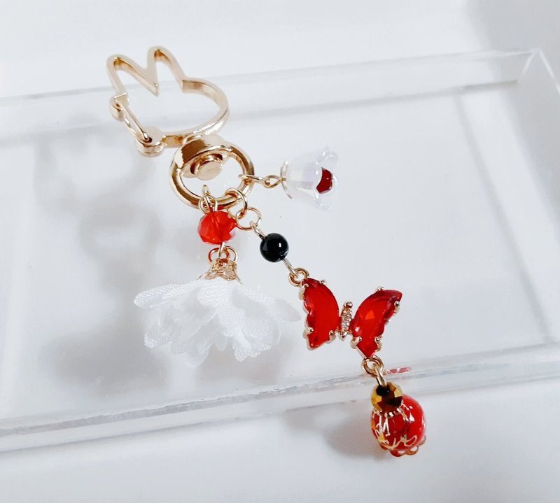 A stylish keychain with red crystal butterfly, flower tassel and lily of the valley beads. Sparkling, glass beads, red, birthday gift - ที่ห้อยกุญแจ - แก้ว สีแดง