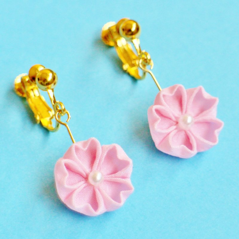 Hanagari Sakura earrings pink - ต่างหู - วัสดุอื่นๆ สึชมพู