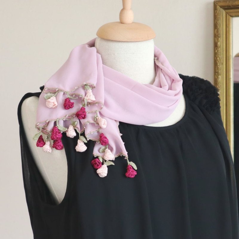 【受注製作】レースの花付き シフォンストール【ローズ】フォギーローズ - 絲巾 - 聚酯纖維 粉紅色