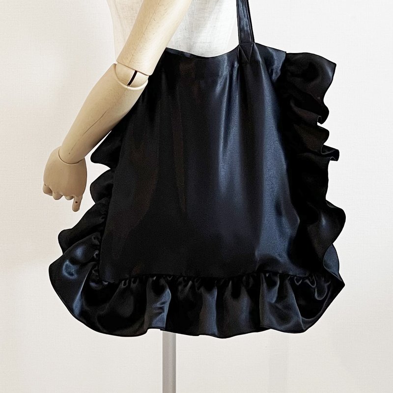 たっぷりフリルギャザーレギュラーサイズトートバッグ　satin black - 手提包/手提袋 - 棉．麻 