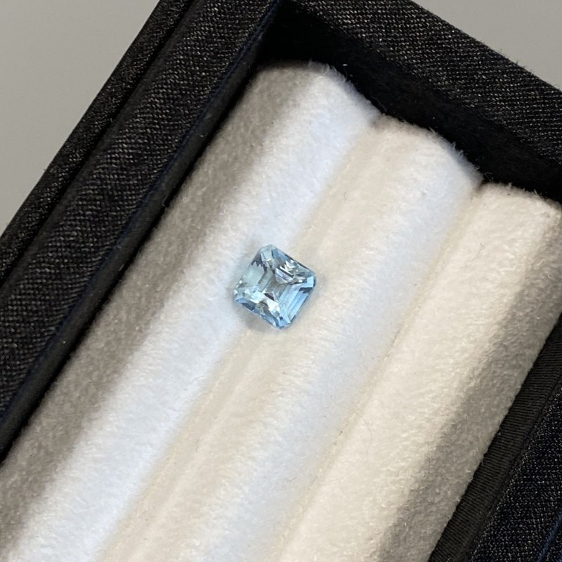 【Stone】Aquamarine 1.36ct LAQ59 - Necklaces - Gemstone Blue