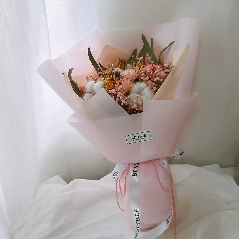 Heart throbbing pink dry flower confession bouquet - ตกแต่งต้นไม้ - พืช/ดอกไม้ 
