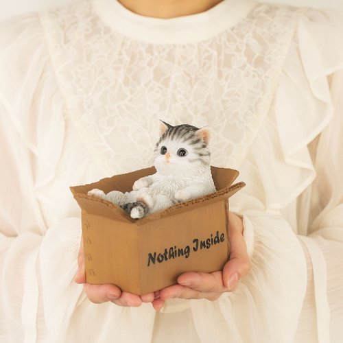 デバリエ【正規品】ca237-s 猫の置物 サバトラ 小物入れ レジン製