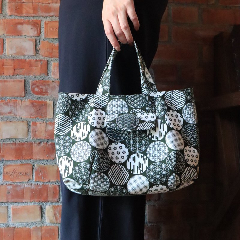 Thick bottom handbag - retro dark green - กระเป๋าถือ - ผ้าฝ้าย/ผ้าลินิน สีเขียว