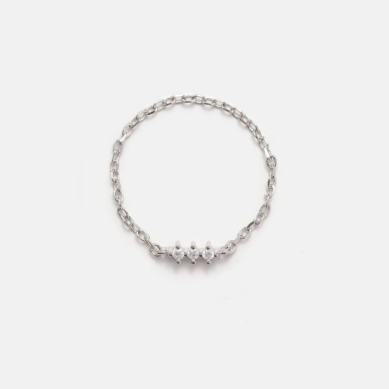 Sterling silver three-diamond chain ring (two colors available) | Optional tail ring in multiple sizes, wearable, skin-friendly and hypoallergenic - แหวนทั่วไป - เงินแท้ 