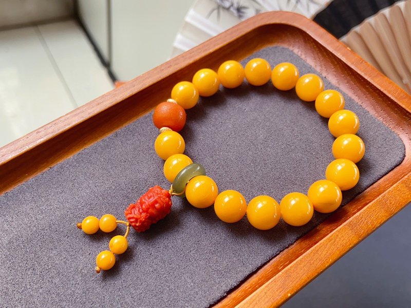 天然蜜蠟單圈手串 滿蜜雞油黃 蠟質濃厚 配南紅瑪瑙 老蠟 - 手鍊/手環 - 水晶 