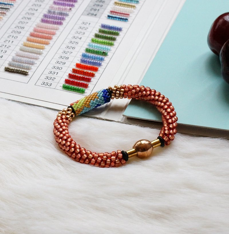 Handbraided Kumihimo Seed Beads Bracelet - สร้อยข้อมือ - แก้ว สึชมพู