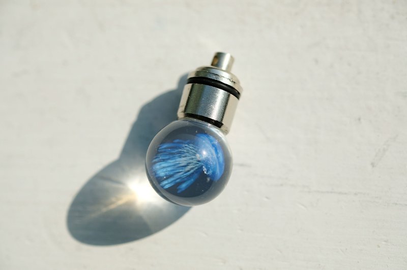 Jellyfish Lightbulb (blue) Jellyfish Lightbulb (blue) - Chokers - Glass Blue