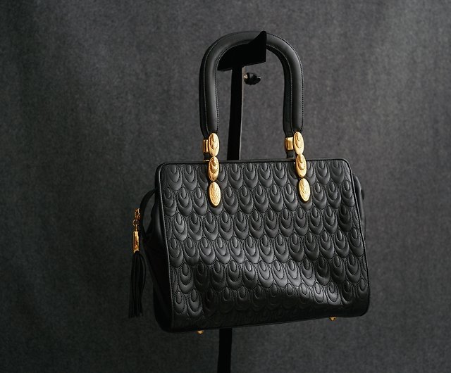 Valentino Orlandi Designer Black w/Gold Quilting Leather Bag w/Chain