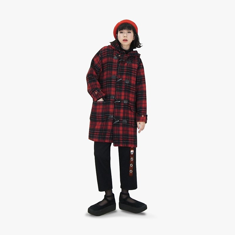 A‧PRANK :DOLLY :: 復古著VINTAGE紅黑格紋連帽角釦大衣外套(J801036) - 外套/大衣 - 棉．麻 紅色